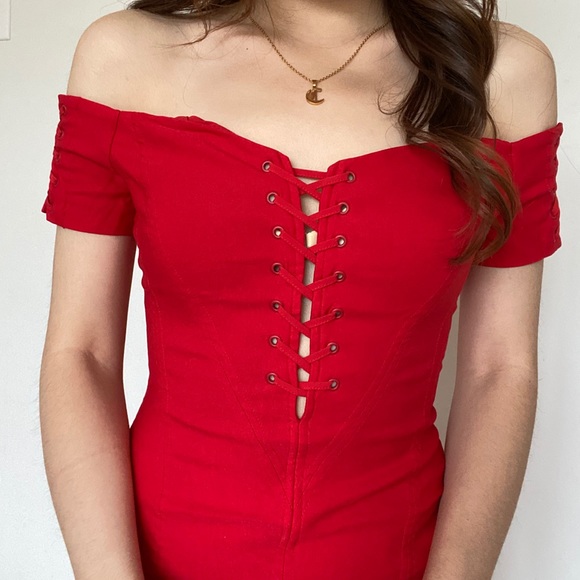 Guess Red Off the Shoulder Dress - Picture 6 of 9